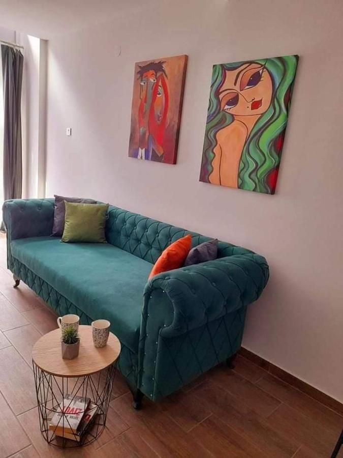 Limone Apartmani Nis Bagian luar foto