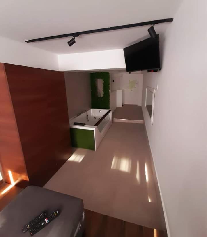 Limone Apartmani Nis Bagian luar foto